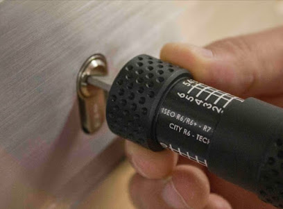 Serrurier Locksmith Le Roi, Serrurier au Mesnil-le-Roi